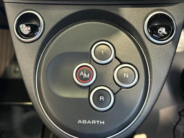 アバルト595 コンペティツィオーネ 禁煙車/認定中古車保証/ETC/ドライブレコーダー/バックカメラ/ディーラー整備(15枚目)