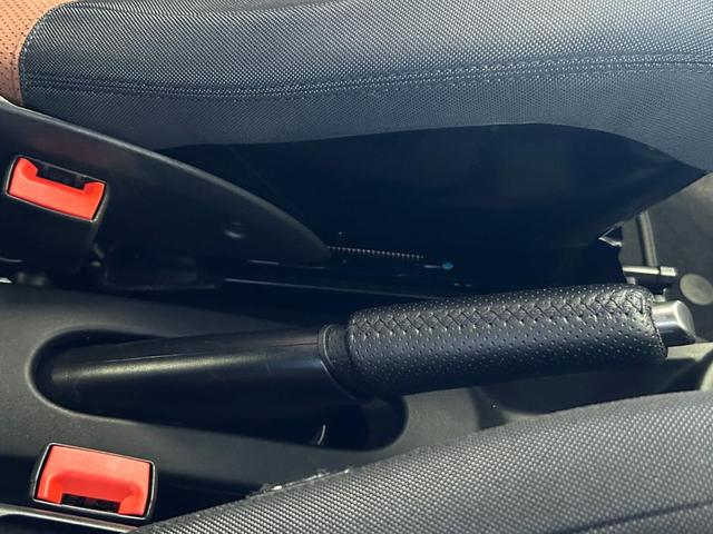 アバルト595 コンペティツィオーネ 禁煙車/認定中古車保証/ETC/ドライブレコーダー/バックカメラ/ディーラー整備(19枚目)