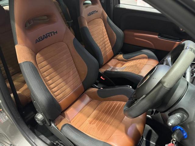 アバルト５９５ コンペティツィオーネ　認定中古車保証／禁煙車／ＥＴＣ（2枚目）