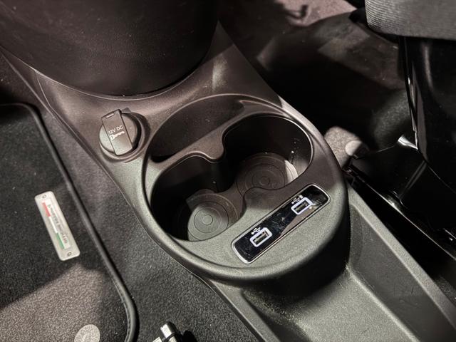 アバルト５９５ コンペティツィオーネ　認定中古車保証／禁煙車／ＥＴＣ（21枚目）