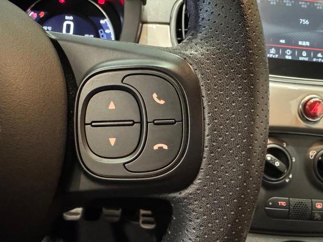 携帯電話をＢｌｕｅｔｏｏｔｈで接続すれば通話可能。