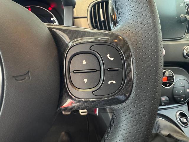 アバルト695 コンペティツィオーネ(15枚目)