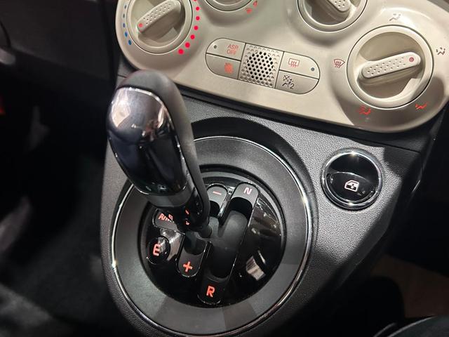 �f���A���W�b�N�B