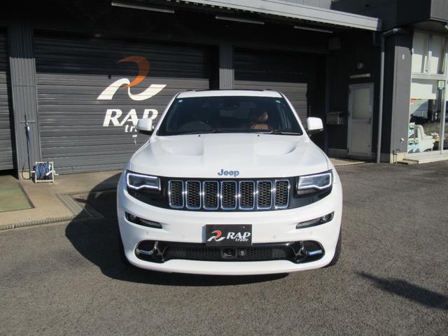 ジープ・グランドチェロキー SRT8 サンルーフレザーシート純正ナビ地デジBカメラETCヒッチネンバー(2枚目)
