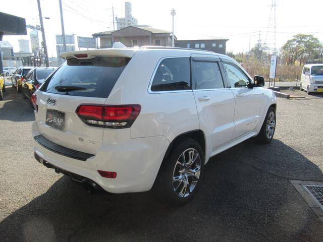 ジープ・グランドチェロキー SRT8 サンルーフレザーシート純正ナビ地デジBカメラETCヒッチネンバー(4枚目)