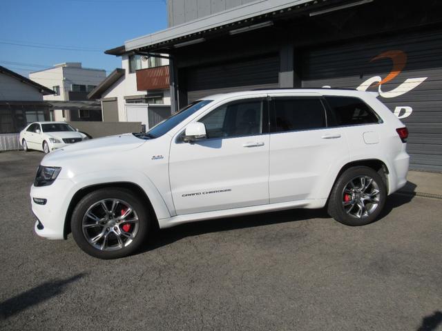 ジープ・グランドチェロキー SRT8 サンルーフレザーシート純正ナビ地デジBカメラETCヒッチネンバー(7枚目)