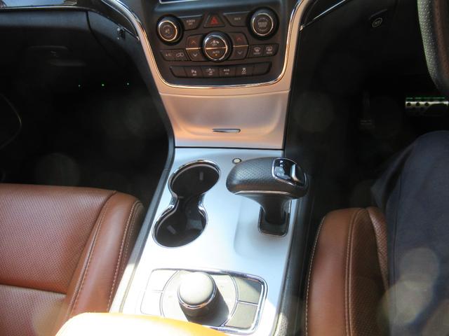 ジープ・グランドチェロキー SRT8 サンルーフレザーシート純正ナビ地デジBカメラETCヒッチネンバー(14枚目)