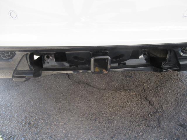 ジープ・グランドチェロキー SRT8 サンルーフレザーシート純正ナビ地デジBカメラETCヒッチネンバー(20枚目)