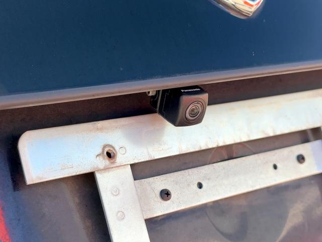 イプシロン ベースグレード　新車並行輸入車　ランチア　イプシロン　ＰＬＡＴＩＮＡ　５速ＡＴ　ガラスサンルーフ　ハーフレザーシート　純正１６インチアルミホイール　社外ナビ　フロントドライブレコーダー　バックカメラ（23枚目）