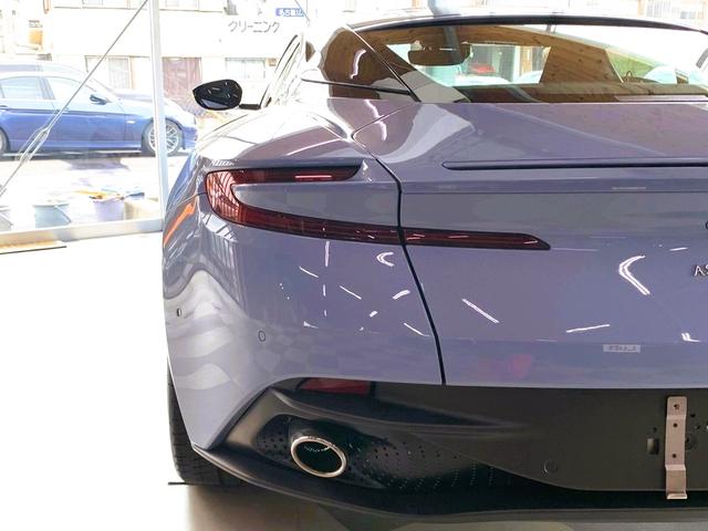 アストンマーティン ＤＢ１１