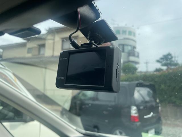 セレナ 20X S-ハイブリッド カロッツェリアナビ地デジTV バックカメラ リアフリップダウンモニター ドライブレコーダー 左側パワースライドドア ETC(9枚目)