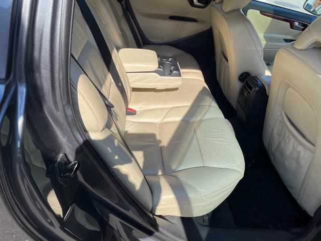 V70 ベースグレード サンルーフ ベージュレザーシート シートヒーター ETC アルミホイール ウッドパネル(11枚目)