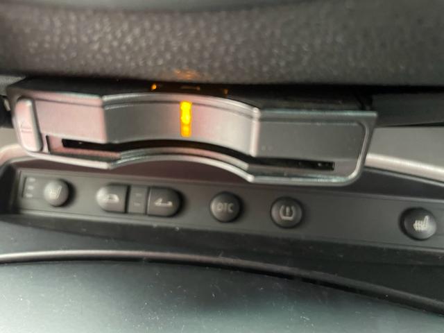 Ｚ４ ロードスター２．５ｉ　カロッツェリアＨＤＤナビ　レッドレザーシート　ＥＴＣ　純正アルミホイール（8枚目）