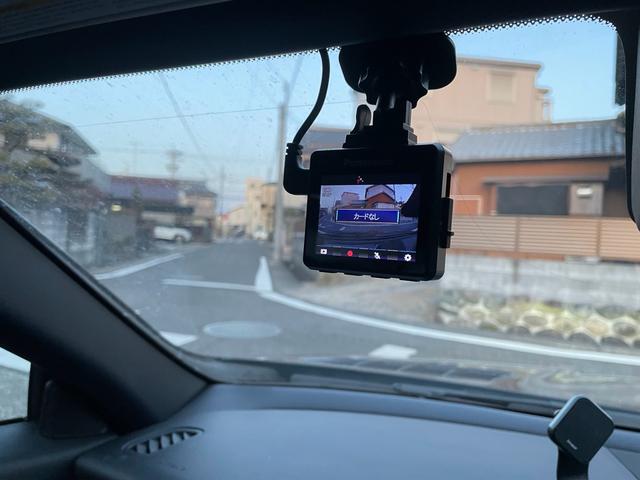 SLK SLK200ブルーエフィシェンシー スポーツ 純正HDDナビ地デジTV ブラックレザーシート シートヒーター エアスカーフ バックカメラ ドライブレコーダー ETC 純正アルミホイール(13枚目)