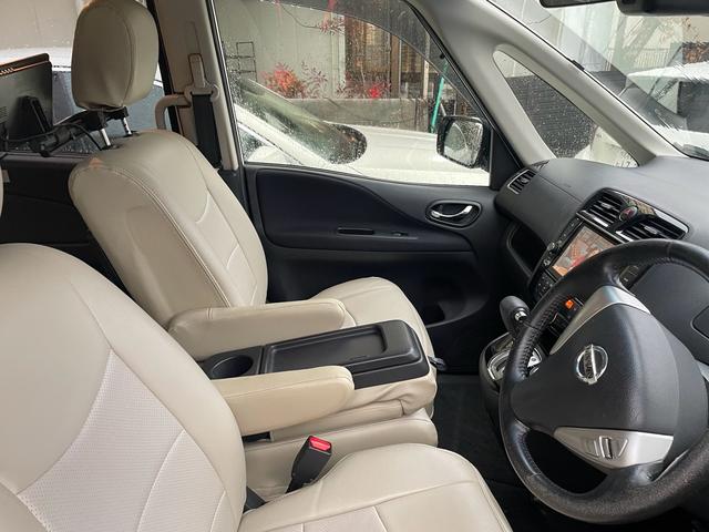 セレナ ハイウェイスター　Ｓ－ハイブリッド　純正メモリーナビ地デジＴＶ　バックカメラ　両側電動スライドドア　アイドリングストップ　ドライブレコーダー　ＥＴＣ　リアモニター（5枚目）