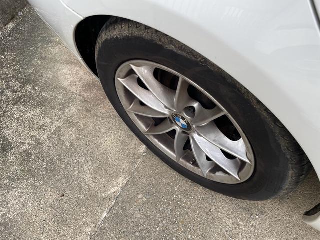 ３シリーズ ３２０ｉ　純正ＨＤＤナビ　ブラックレザーシート　シートヒーター　バックカメラ　ウッドパネル　ミラービルトインＥＴＣ（4枚目）