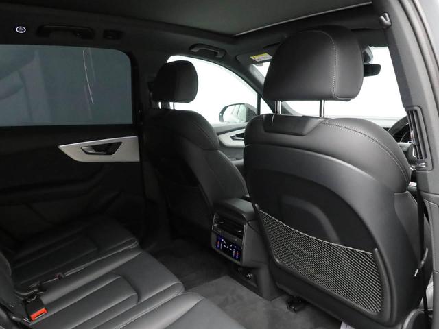 Ｑ７ ５５ＴＦＳＩクワトロ　Ｓライン　ブラックスタイリング　パノラマサンルーフ　Ｂ＆Ｏサウンド　プレミアムＰＫＧ　黒本革シート（前席電動・ヒーター付き）　ＨＤマトリクスＬＥＤレーザーライト　エアサス　全周囲カメラ　プライバシーガラス　ナビ（18枚目）