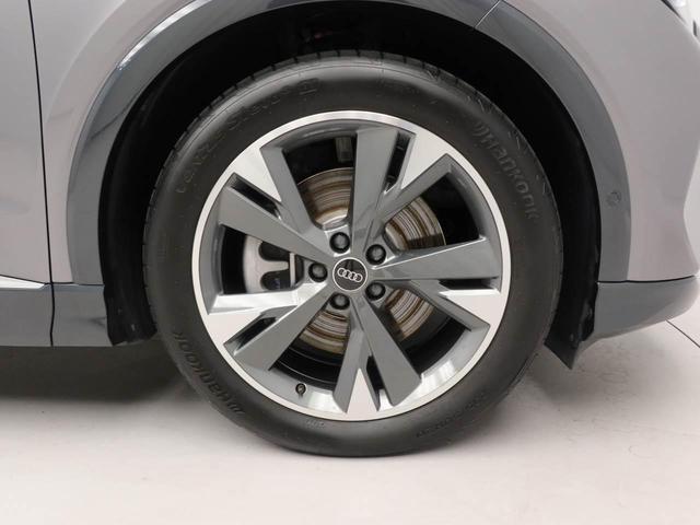 Q4 e-トロン 40e-トロン 黒革シート 20インチアルミ マトリクスLEDヘッドライト スポーツサス 前後軽減ブレーキ 前席シートヒーター 電動リヤゲート 全周囲カメラ 3ゾーンオートエアコン マルチカラーアンビエントライト(6枚目)