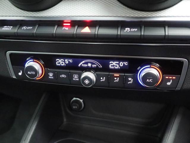左右独立して温度設定可能なデラックスエアコンと前席シートヒーターを装備
