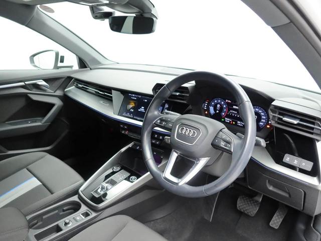 A3セダン 30TFSIアドバンスド 前席電動シート(ヒーター付き) マトリクスLEDヘッドライト バックカメラ 前後軽減ブレーキ レーダークルコン サイドアシスト レーンキープ バーチャルコクピット スマホインターフェース付きナビ TV(7枚目)