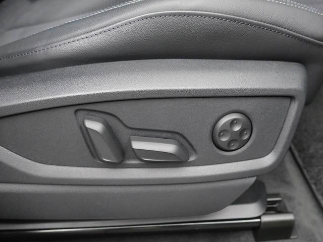 Ｑ５スポーツバック ４０ＴＤＩクワトロ　Ｓライン　元当社デモカー　ブラックスタイリング　Ｂ＆Ｏサウンド　２０インチアルミ　黒ハーフ革シート（前後席ヒーター付き・前席電動）　ステアリングヒーター　全周囲カメラ　電動リヤゲート　レーダークルコン　ナビＴＶ（10枚目）