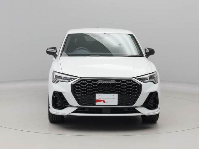Q3スポーツバック 35TFSI Sライン ブラックスタイリング 黒革シート(前席電動・ヒーター付) 19インチアルミ LEDヘッドライト 電動リヤゲート 全周囲カメラ レーダークルコン 前後軽減ブレーキ サイドアシスト スマホインターフェース(2枚目)