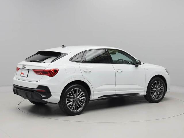 Q3スポーツバック 35TFSI Sライン ブラックスタイリング 黒革シート(前席電動・ヒーター付) 19インチアルミ LEDヘッドライト 電動リヤゲート 全周囲カメラ レーダークルコン 前後軽減ブレーキ サイドアシスト スマホインターフェース(4枚目)
