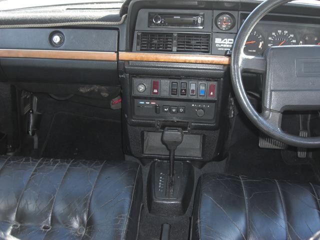 240ワゴン  クラシックワゴン レザーシート(13枚目)