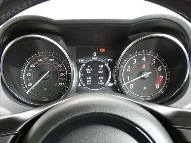 Ｆタイプ クーペ（9枚目）