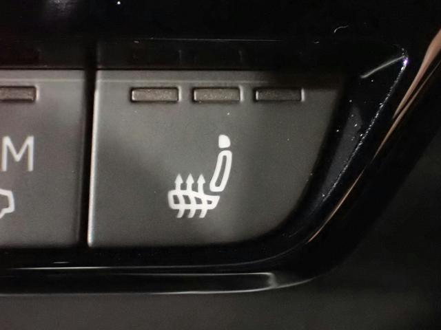 RS3 ベースグレード 認定中古車・ファインナッパレザー ハニカムステッチング・ダンピングコントロールサスペンション・スポーツエキゾーストシステム・Audirings&ブラックスタイリングパッケージ(11枚目)