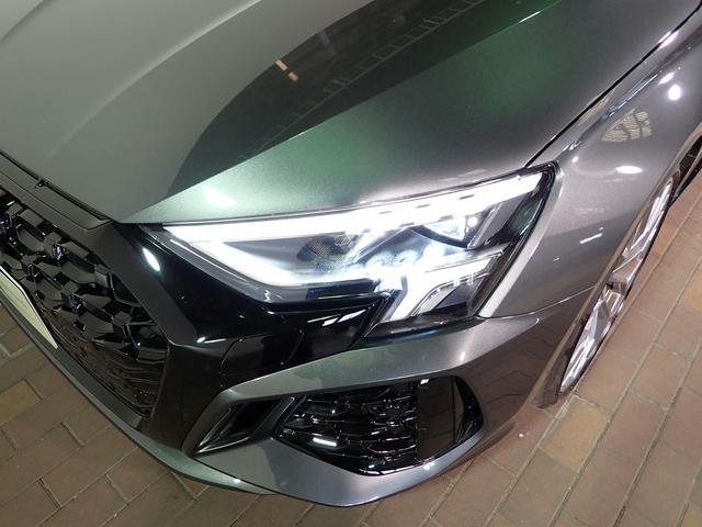 �Ԃ̃X�y�b�N�␫�\�̓J�^���O�����݂Ē�����Ε�����܂����A���S�n�Ȃǂ͂��q�l���g�̂����f�ƂȂ�܂��B���X�ł͒��ԏ���ł́w����x���\�ł��B����݂̂̂����X�����}�ł��I���C�y�ɂ��d�b���������B