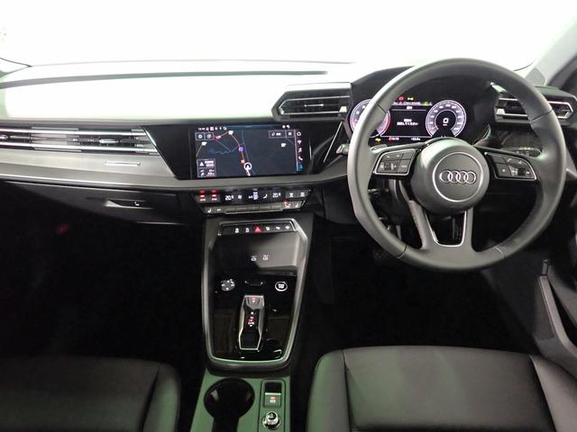 Ａ３ スポーツバック３０ＴＦＳＩアドバンスド　認定中古車・元当社デモカー・コンビニエンス＆アシスタンスパッケージライト・ナビゲーションパッケージ・ラグジュアリーパッケージ・パワーシート・シートヒーター・純正アルミホイール（6枚目）