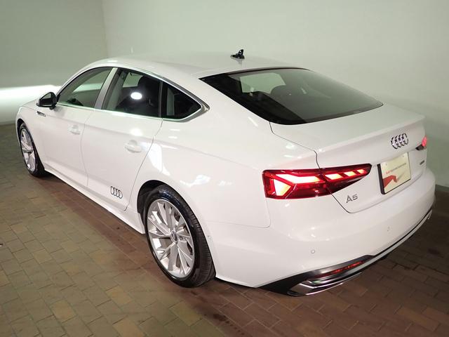 A5スポーツバック 認定中古車・Audiレーザーライトパッケージ・サラウンドビューカメラ/パークアシスト・ラグジュアリーパッケージ・革シート・パワーシート・シートヒーター・パワーテールゲート・4WD(4枚目)