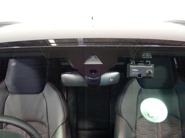 ＲＳ６アバント パフォーマンス ベースグレード　認定中古車・ワンオーナー・ＲＳスポーツエキゾーストシステム・デコラティブパネル　カーボン　ツイル・ブラックスタイリングパッケージ・カラードブレーキキャリパー　レッド・ＲＳ専用シート・シートヒーター（28枚目）