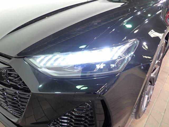 ＲＳ６アバント パフォーマンス ベースグレード　認定中古車・ワンオーナー・ＲＳスポーツエキゾーストシステム・デコラティブパネル　カーボン　ツイル・ブラックスタイリングパッケージ・カラードブレーキキャリパー　レッド・ＲＳ専用シート・シートヒーター（30枚目）