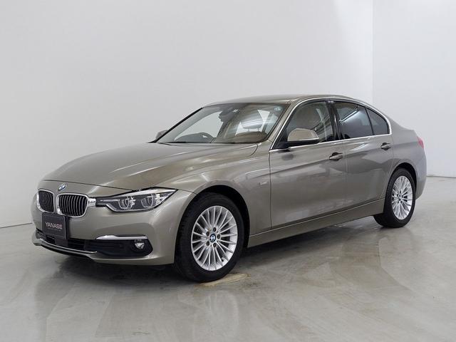 320i ラグジュアリー シートヒーター パワーシート トランクスルー コネクテッド機能 ナビ CD ミュージックサーバー 音楽プレーヤー接続 Bluetooth接続 DVD再生 ETC LEDヘッドライト バックモニター(1枚目)