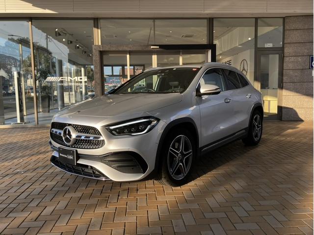 メルセデス・ベンツ ＧＬＡクラス ＧＬＡ１８０　ＡＭＧラインパッケージ　アドバンスドパッケージ　Ｂｌｕｅｔｏｏｔｈ接続　ＥＴＣ　ＬＥＤヘッドライト　ＴＶ　アイドリングストップ　クルーズコントロール　コネクテッド機能　サイドカメラ　シートヒーター