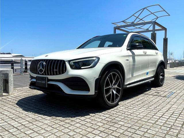 メルセデスＡＭＧ ＧＬＣ ＧＬＣ４３　４ＭＡＴＩＣ　レザーエクスクルーシブパッケージ　Ｂｌｕｅｔｏｏｔｈ接続　ＥＴＣ　ＬＥＤヘッドライト　ＴＶ　アイドリングストップ　クルーズコントロール　コネクテッド機能　サイドカメラ　サンルーフ・ガラスルーフ