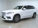 ＸＣ９０ アルティメット　Ｂ６　ＡＷＤ　シートヒーター　シートエアコン　パワーシート　３列シート　トランクスルー　フロアマット　ナビ　音楽プレーヤー接続　Ｂｌｕｅｔｏｏｔｈ接続　ＥＴＣ　サンルーフ・ガラスルーフ　ＬＥＤヘッドライト（1枚目）