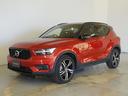 ＸＣ４０ Ｔ４　ＡＷＤ　Ｒデザイン　シートヒーター　パワーシート　トランクスルー　フロアマット　ナビ　音楽プレーヤー接続　Ｂｌｕｅｔｏｏｔｈ接続　ＴＶ　ＥＴＣ　サンルーフ・ガラスルーフ　ＬＥＤヘッドライト　電動リアゲート　全周囲カメラ（1枚目）