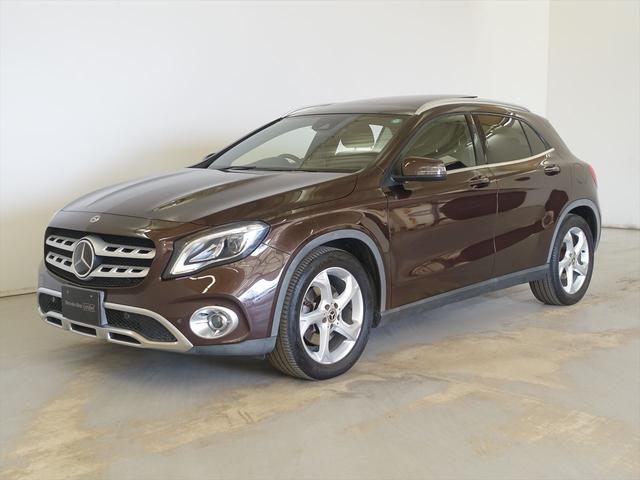 問合番号UF-134221 タイヤ交換付き 今でも人気のGLA220 4マチックの入荷です!!