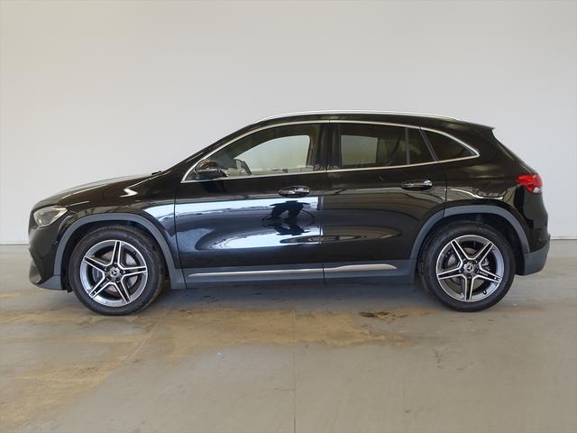 ＧＬＡクラス(メルセデス・ベンツ) ＧＬＡ２００　ｄ　４ＭＡＴIntercooler　ＡＭＧライン　ナビゲーションパッケージ　シートヒーター　パワーシート　トランクスルー　フロアマット　コネクテッド機能　ナビ　音楽プレーヤー接続　Ｂｌｕｅｔｏｏｔｈ接続　ＴＶ　ＥＴＣ　ＬＥＤヘッドライト 中古車画像