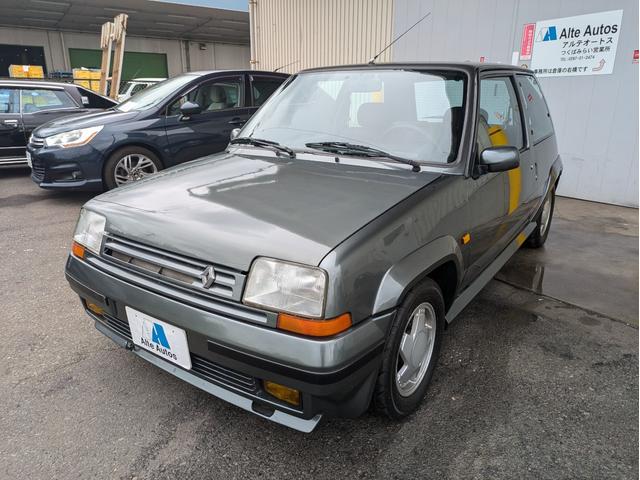 ５（ルノー）の中古車を探すなら【グーネット】