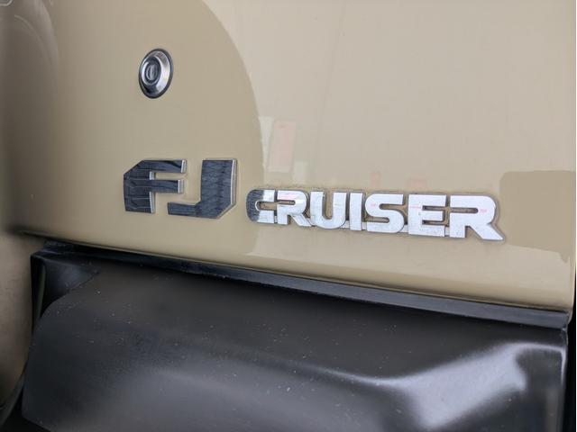 ＦＪクルーザー ベースグレード　ナビ　ＥＴＣ　バックカメラ　夏・冬タイヤホイール付き　ＡＴ車（48枚目）