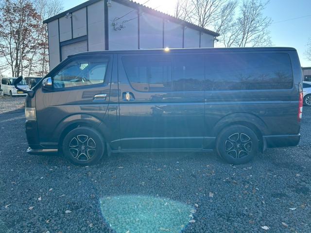 この度は当店のお車をご覧になっていただき、誠にありがとうございます。ぜひじっくりとご検討下さい。気軽にお問合せ・お見積りお待ちしております。