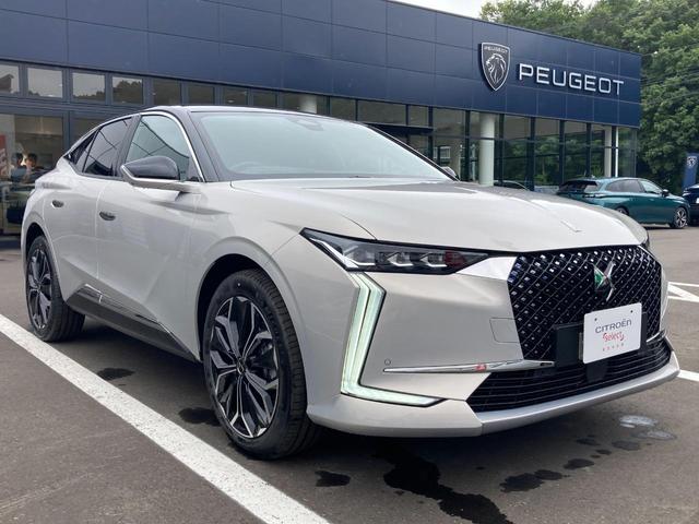 ＤＳ４ リヴォリ　ブルーＨＤｉ　当社試乗車　パッケージＯＰ付　電動黒革シート　ステアリングヒーター　ＦＯＣＡＬ　ＥＬＥＣＴＲＡスピーカー　シートヒーター／クーラー　ＤＳマトリクスＬＥＤ　純正ナビ　純正１９ＡＷ（65枚目）