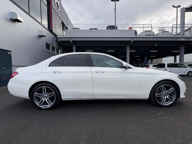 MERCEDES BENZ E-CLASS E200 4MATIC AVANTGARDE