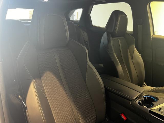 ３００８ ＧＴ　ブルーＨＤｉ　フルセグナビ　本州仕入　パノラミックサンルーフ　電動半革シート　純正１８インチＡＷ　アクティブクルコン　ＬＥＤライト　ＡｐｐｌｅＣａｒＰｌａｙ　ＥＴＣ　Ｂｌｕｅｔｏｏｔｈ接続（11枚目）