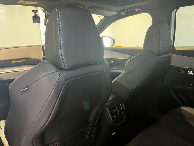 ３００８ ＧＴ　ブルーＨＤｉ　フルセグナビ　本州仕入　パノラミックサンルーフ　電動半革シート　純正１８インチＡＷ　アクティブクルコン　ＬＥＤライト　ＡｐｐｌｅＣａｒＰｌａｙ　ＥＴＣ　Ｂｌｕｅｔｏｏｔｈ接続（16枚目）