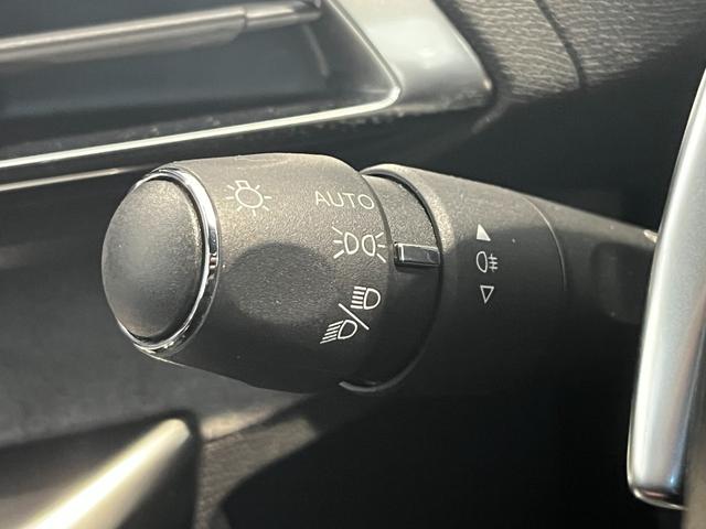 ３００８ ＧＴ　ブルーＨＤｉ　フルセグナビ　本州仕入　パノラミックサンルーフ　電動半革シート　純正１８インチＡＷ　アクティブクルコン　ＬＥＤライト　ＡｐｐｌｅＣａｒＰｌａｙ　ＥＴＣ　Ｂｌｕｅｔｏｏｔｈ接続（32枚目）